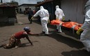 10 hình ảnh ám ảnh nhất về đại dịch Ebola 2014