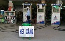 Xăng giảm, dầu tăng: Petrolimex kêu than lẽ gì?