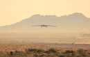 Máy bay ném bom tàng hình B-21 Raider cất cánh có ý nghĩa gì?