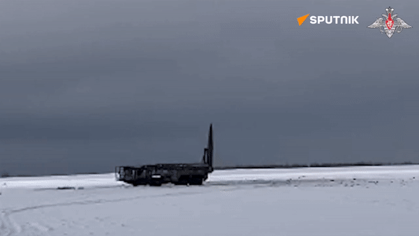 Chiến thuật “phóng bồi” tên lửa Iskander của Nga ở chiến trường Ukraine 