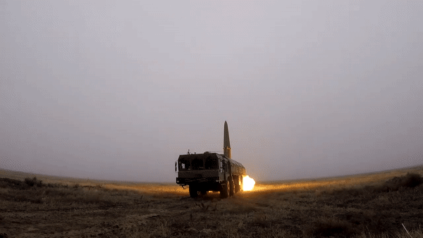 Tên lửa Iskander "xé nát" sở chỉ huy lữ đoàn Ukraine