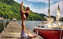 Ngưỡng mộ cuộc sống màu sắc của cặp đôi yêu yoga 