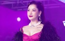 Chi Pu tham dự festival âm nhạc quốc tế, fan xui hát nhép