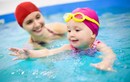 Hướng dẫn cách dạy trẻ tập bơi nhanh và đơn giản nhất