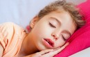 Mở miệng khi ngủ, thói quen khiến trẻ “giáp mặt tử thần"