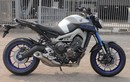 Soi nakedbike “hàng độc” Yamaha MT-09 mới về Hà Nội