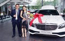 "Soi" xe sang Mercedes giá 2,1 tỷ của ca sĩ Hương Tràm 