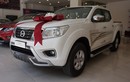 Bán tải Nissan Navara "đội giá" thêm 20 triệu tại Việt Nam