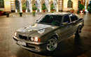 BMW 525i đời 1996 dọn như "đập thùng" hơn 450 triệu ở Sài Gòn