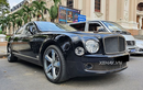 “Chạm mặt” Bentley Mulsanne Speed đen huyền bí tại Sài Gòn