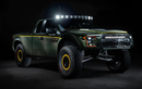 Siêu bán tải Ford F-150 Raptor "mượn tim" V8 của Chevrolet