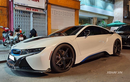 Dân chơi Sài Gòn chi hàng trăm triệu độ siêu xe BMW i8 