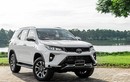 “Soi” Toyota Fortuner 2.4 Legender mới gần 1,2 tỷ về đại lý
