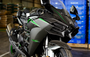 Siêu môtô Kawasaki Ninja H2 Carbon 2021 hơn 1 tỷ đồng về Việt Nam