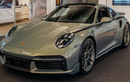 Manufaktur ra mắt Porsche 911 Turbo S sơn “Urban Bamboo” siêu đắt 