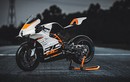 KTM RC 8C - siêu môtô gần 1 tỷ đồng, không thể chạy phố