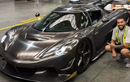 Triệu phú USD "gây sốc" khi ăn mặc giản dị nhận xe Koenigsegg Jesko 