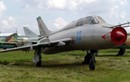 Hồ sơ chi tiết quá trình phát triển máy bay Su-17/22 (5)