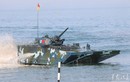 Xe thiết giáp ZBD-2000 Trung Quốc đại thắng Nga ở biển Caspian