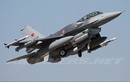 Mổ xẻ tiêm kích F-16 TNK bắn hạ máy bay Su-24 Nga