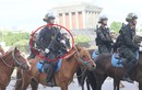 Cảnh sát cơ động kỵ binh Việt Nam được trang bị vũ khí gì?