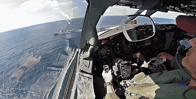 Cách máy bay tuần tra săn ngầm P-8 Poseidon "bắt thóp" đối phương