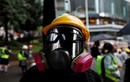 Bất chấp lệnh cấm, người Hong Kong vẫn đeo mặt nạ biểu tình