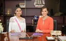 Nguyễn Thị Loan tươi rói nhận giấy phép dự thi Miss Universe 2017