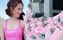 Ngọc Trinh khoe quà Valentine, có tình mới kém tuổi?