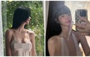 Hot girl hớ hênh khi mặc váy lụa mỏng, “quên” nội y