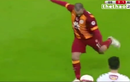 Cận cảnh cú đúp siêu phẩm tuyệt hảo của Wesley Sneijder 