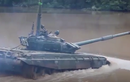 Xem xe tăng T-72 của Nga lội nước, vượt sông như tàu ngầm