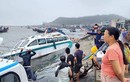 Bão số 9: Đảo Lý Sơn tan hoang khi bão đi qua