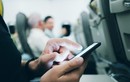 Lý do hành khách phải chuyển chế độ điện thoại khi đi máy bay?