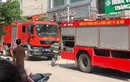 Cháy nhà 5 tầng trên phố Hà Nội khiến nhiều người hoảng loạn