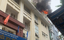 Cháy nhà sát trường tiểu học ở Hà Nội, sơ tán nhiều học sinh 
