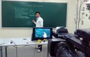 Dịch Covid-19: Học sinh lớp 9,12 tại Hà Nội bắt đầu học trên truyền hình