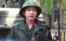 Cảm phục nữ phóng viên lội rừng, đạp núi đưa tin miền Trung ngập lụt