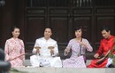 Hoa hậu Sương Đặng bay từ Mỹ về VN quay MV xẩm