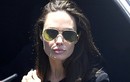 Angelina Jolie lộ vẻ kém sắc khi xuống phố một mình ở Los Angeles