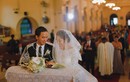 Lấy chồng 7 năm Tăng Thanh Hà mới công khai ảnh cưới trong nhà thờ