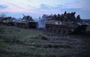 Xe tăng-thiết giáp Ukraine ùn ùn kéo về Sloviansk