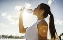 Quên uống nước để giải nhiệt ngày nóng, cô gái mắc bệnh hiểm