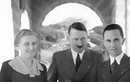 Nữ y tá kể chuyện sốc xảy ra ở boongke của Hitler