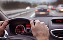 Ở nước ngoài, kiểm soát thời gian lái xe của tài xế thế nào? 