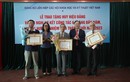 Đảng ủy VUSTA trao Huy hiệu Đảng cho 23 đảng viên