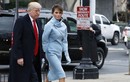 Bà Melania Trump mặc giống Jackie Kennedy ngày chồng nhậm chức 