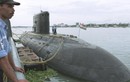 Tàu ngầm Kilo Ấn Độ lại gặp nạn, 2 người mất tích