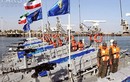 Mục kích dàn tàu chiến “đông như kiến” của Iran 