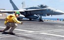 Tiêm kích F/A-18 Mỹ bốc cháy ngay trên tàu sân bay